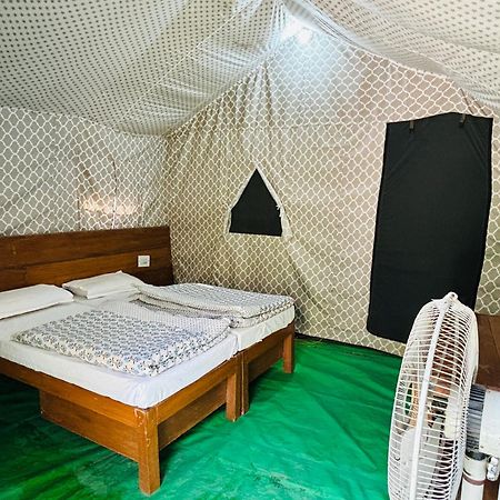 Hotel Camp High 5 Jayalgarh à Dāngchura Extérieur photo